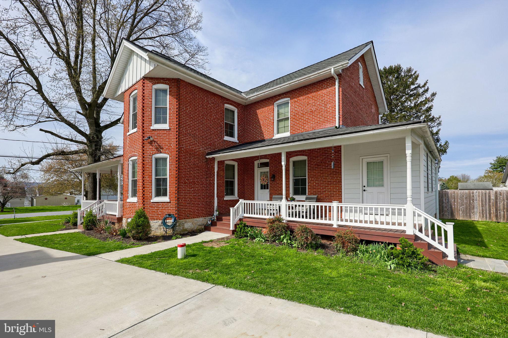 15 North Kinzer Road Kinzers, PA 17535 - Photo 4 of 56