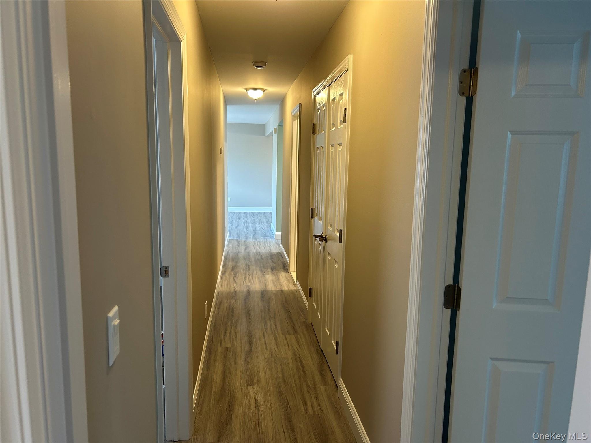 85 Ralph Avenue Babylon, NY 11702 - Photo 18 of 19