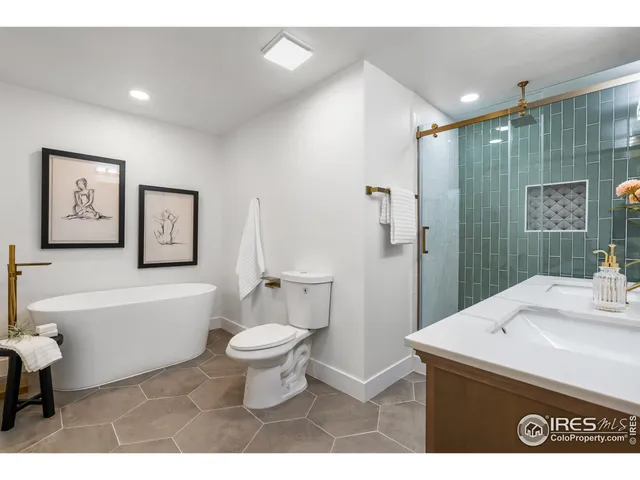 $995,000 | 7120 South Sheridan Court, Littleton, CO 80128