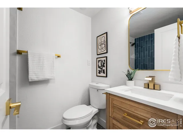 $995,000 | 7120 South Sheridan Court, Littleton, CO 80128