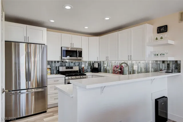 $589,000 | 102 Ocean Mist Lane, Boulder City, NV 89005