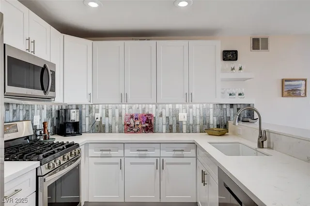 $589,000 | 102 Ocean Mist Lane, Boulder City, NV 89005