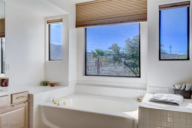 $589,000 | 102 Ocean Mist Lane, Boulder City, NV 89005