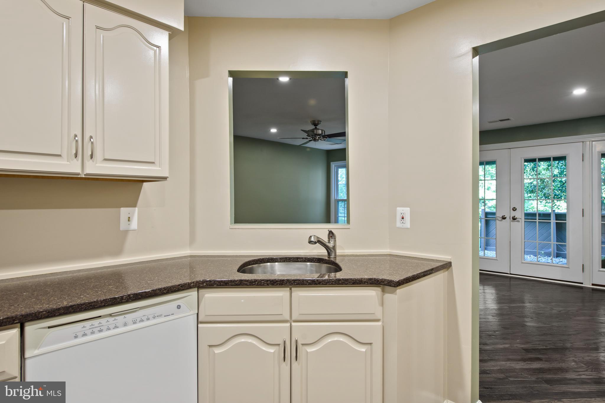 1435 Church Hill Place, Unit 1435 Reston, VA 20194 - Photo 4 of 20