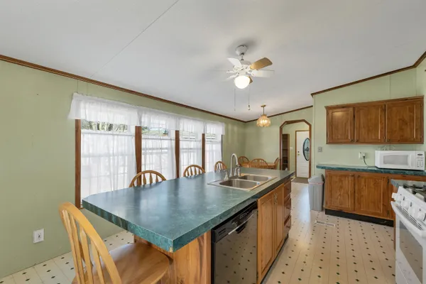 $299,900 | 69 Oak Drive, North Hampton, NH 03862