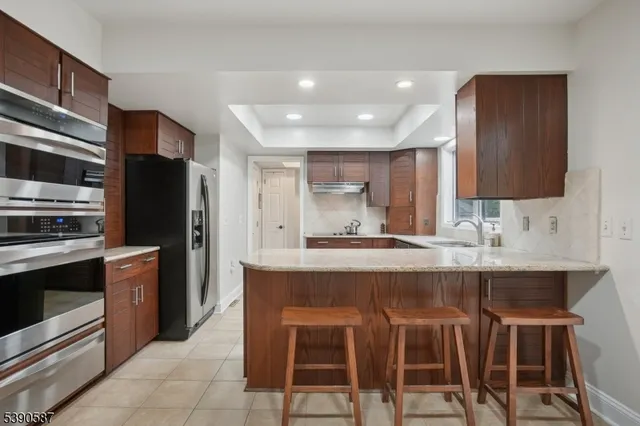 $699,000 | 143 Beacon Hill Road, Califon, NJ 07830