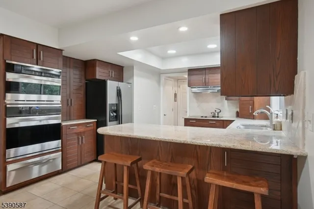 $699,000 | 143 Beacon Hill Road, Califon, NJ 07830