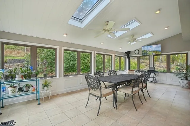 $699,000 | 143 Beacon Hill Road, Califon, NJ 07830