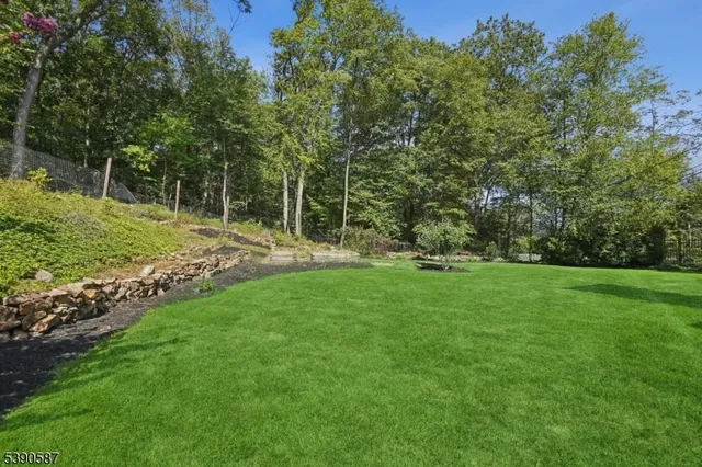 $699,000 | 143 Beacon Hill Road, Califon, NJ 07830