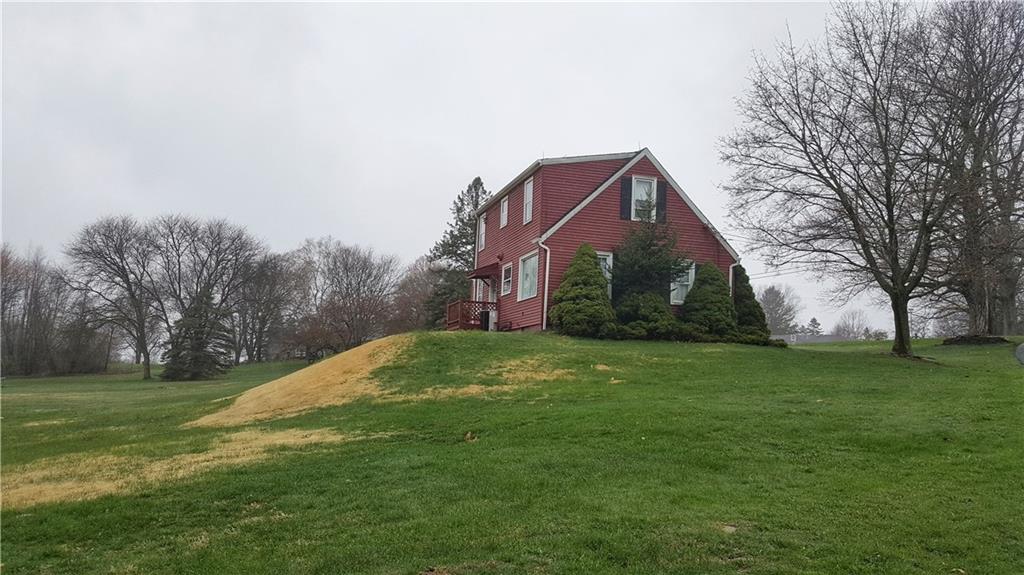 2702 Graceland Road New Castle, PA 16105 - Photo 5 of 25 Sits away from neighbors