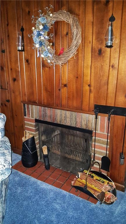 2702 Graceland Road New Castle, PA 16105 - Photo 9 of 25 With log fireplace