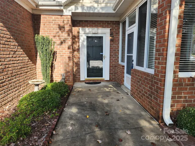 $400,000 | 11311 Olde Turnbury Court, Charlotte, NC 28277