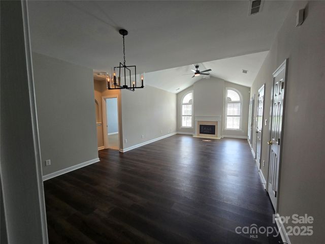 $400,000 | 11311 Olde Turnbury Court, Charlotte, NC 28277