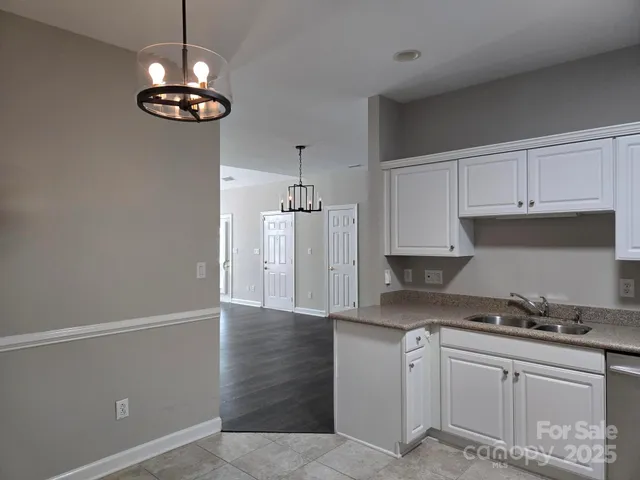 $400,000 | 11311 Olde Turnbury Court, Charlotte, NC 28277