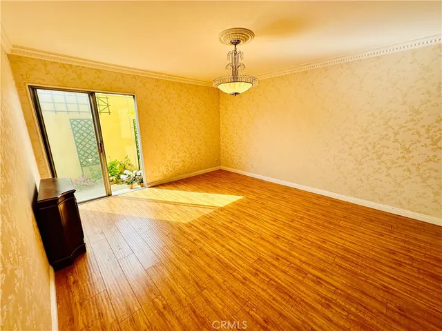 $519,000 | 6225 Coldwater Canyon Avenue, Unit 117, North Hollywood, CA 91606