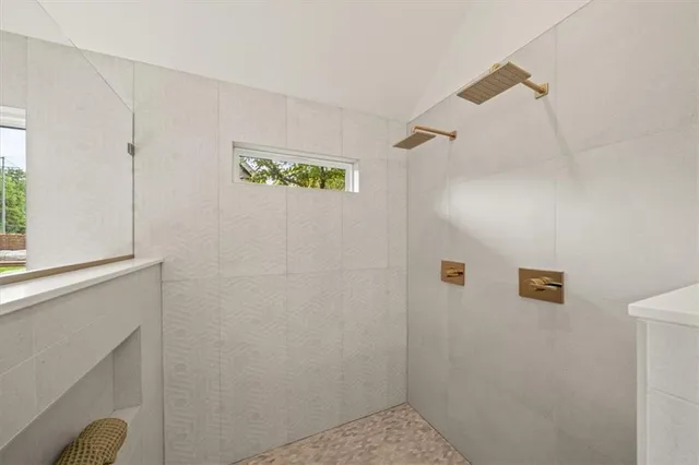 $1,550,000 | 9517 Linden Street, Overland Park, KS 66207