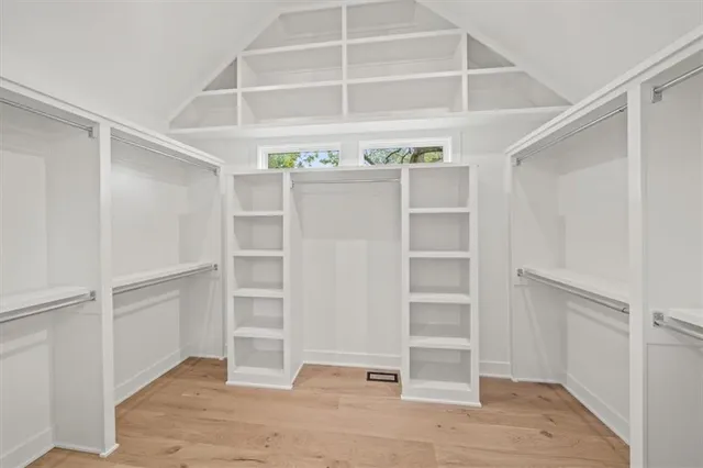 $1,550,000 | 9517 Linden Street, Overland Park, KS 66207