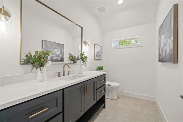 $1,550,000 | 9517 Linden Street, Overland Park, KS 66207