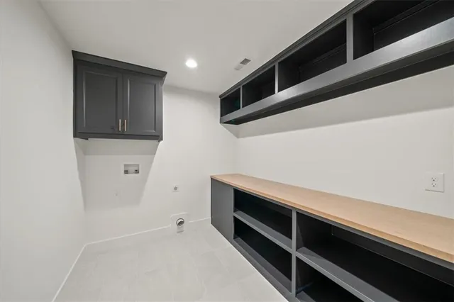 $1,550,000 | 9517 Linden Street, Overland Park, KS 66207