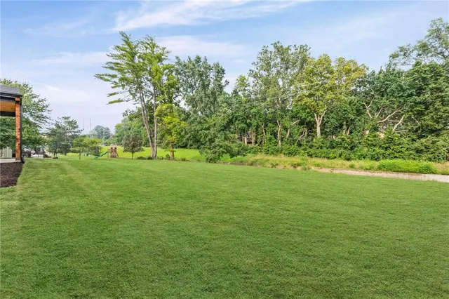 $1,550,000 | 9517 Linden Street, Overland Park, KS 66207