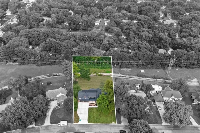 $1,550,000 | 9517 Linden Street, Overland Park, KS 66207