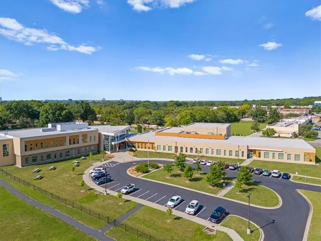 $1,550,000 | 9517 Linden Street, Overland Park, KS 66207