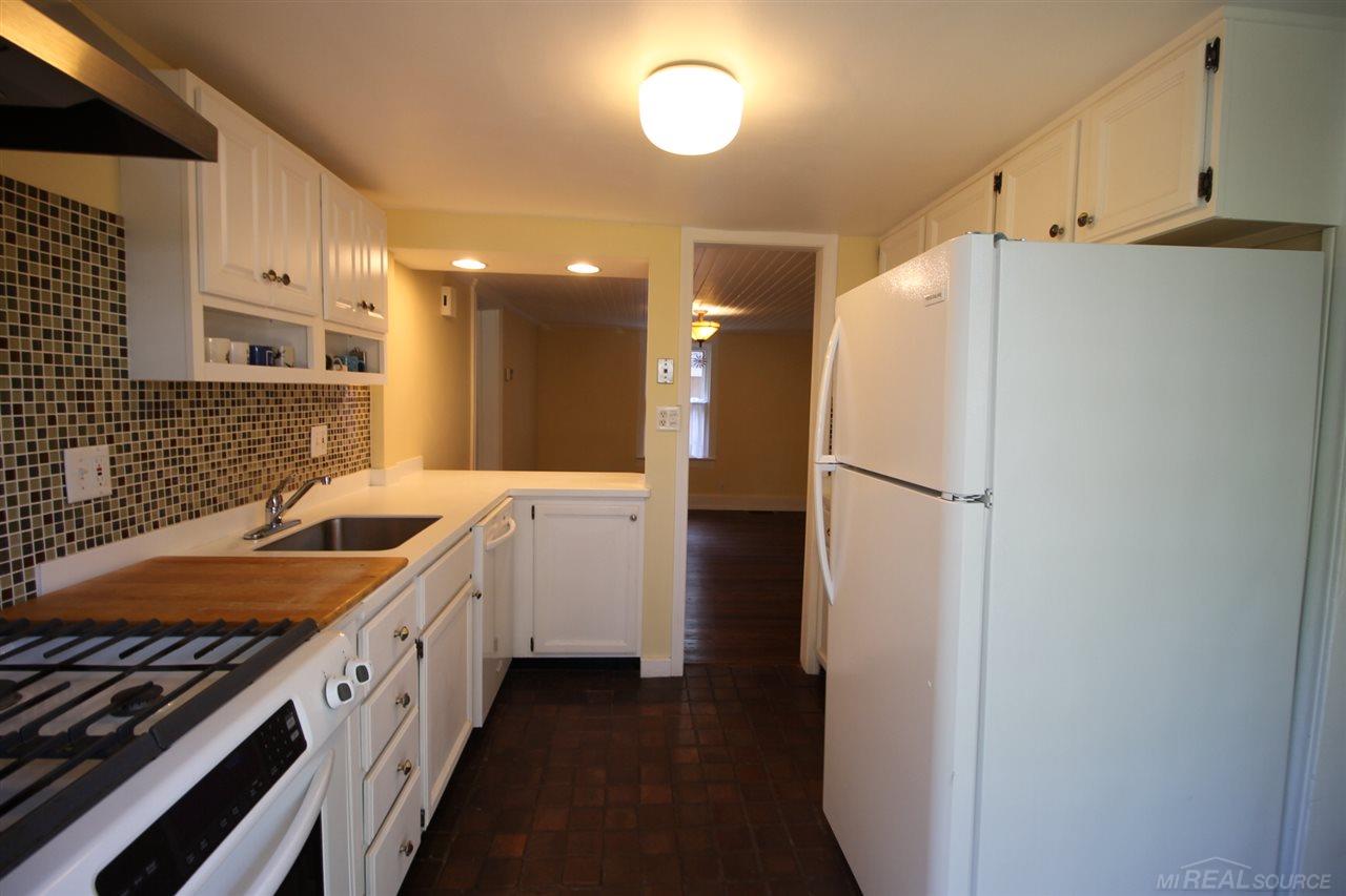 314 Reno Lane Grosse Pointe Farms, MI 48236 - Photo 14 of 29