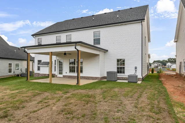 $494,900 | 371 Kingland Lane, Clarksville, TN 37043