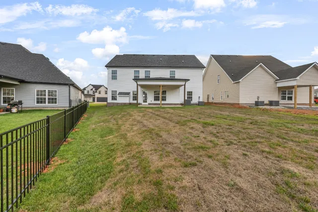 $494,900 | 371 Kingland Lane, Clarksville, TN 37043