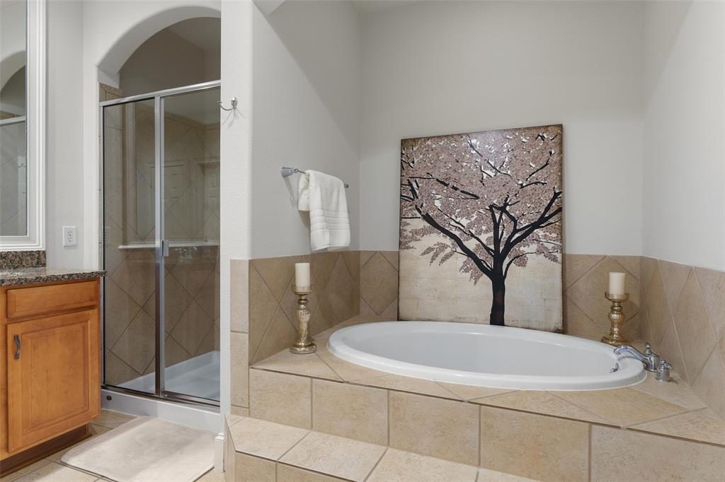1600 Abrams Road, Unit 22 Dallas, TX 75214 - Photo 21 of 38 a bathroom with a toilet and a sink