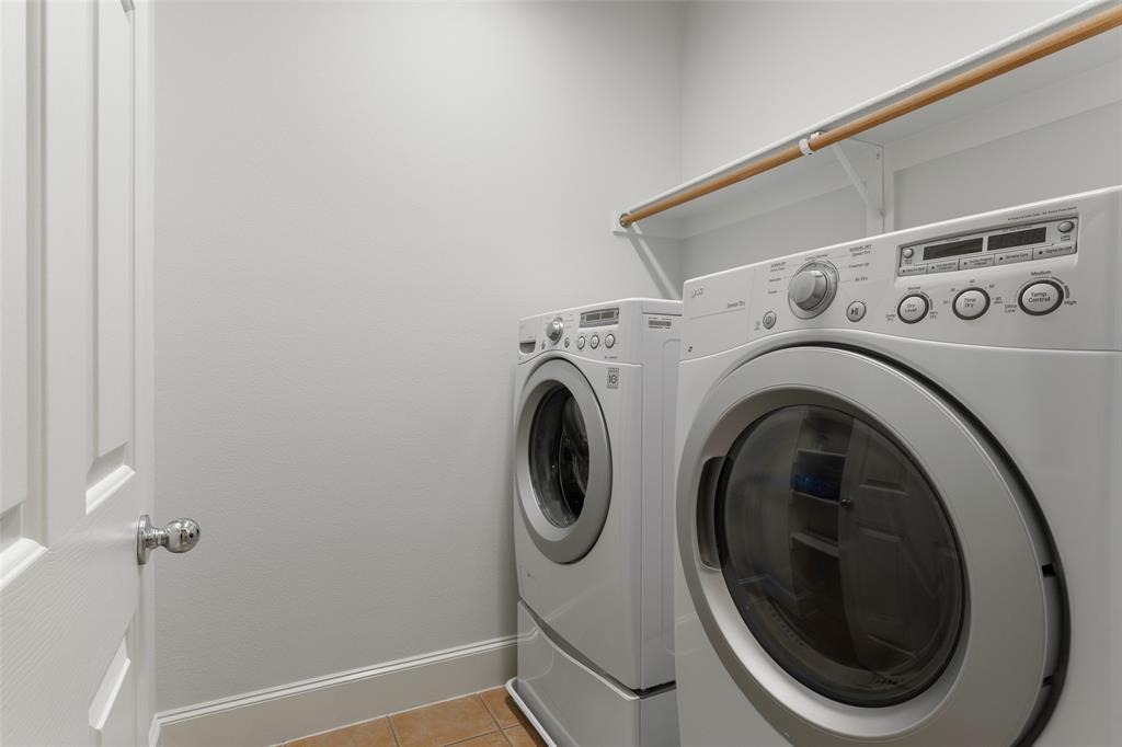 1600 Abrams Road, Unit 22 Dallas, TX 75214 - Photo 28 of 38 a utility room with dryer and washer