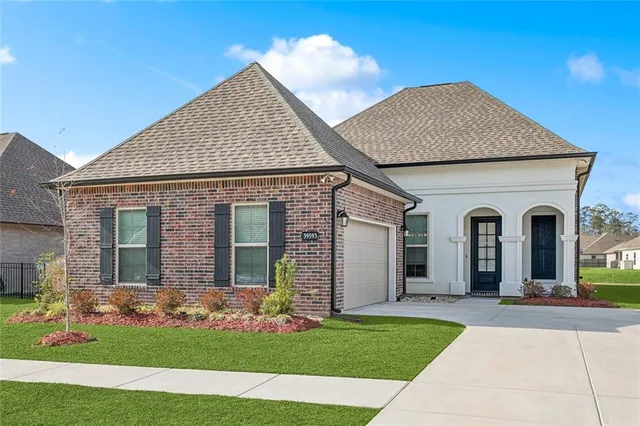 $299,900 | 39593 White Sand Lane, Ponchatoula, LA 70454