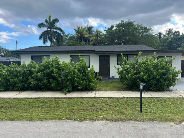 $1,200 | West Park, West Park, FL 33023