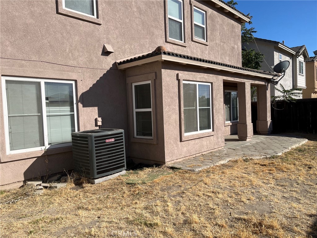 1241 Castledale Street Riverside, CA 92501 - Photo 37 of 41 Gallery Image 37