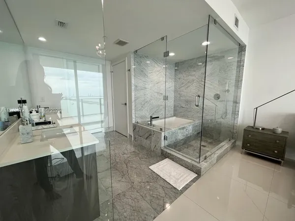 $9,800 | 3131 Northeast 7th Avenue, Unit 3003, Miami, FL 33137