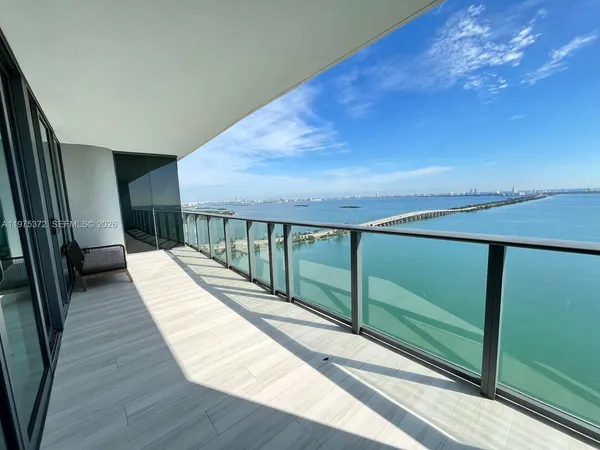 $9,800 | 3131 Northeast 7th Avenue, Unit 3003, Miami, FL 33137