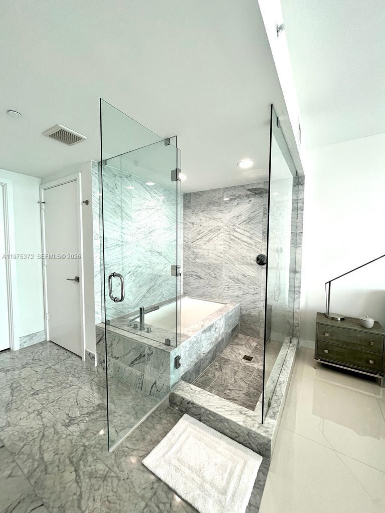 3131 Northeast 7th Avenue, Unit 3003 Miami, FL 33137 - Photo 7 of 26