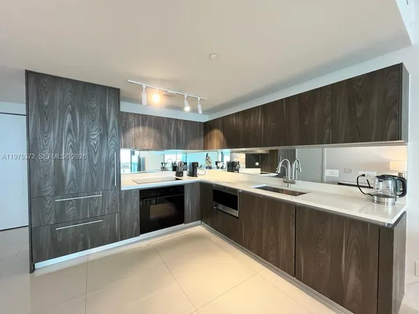 $9,800 | 3131 Northeast 7th Avenue, Unit 3003, Miami, FL 33137