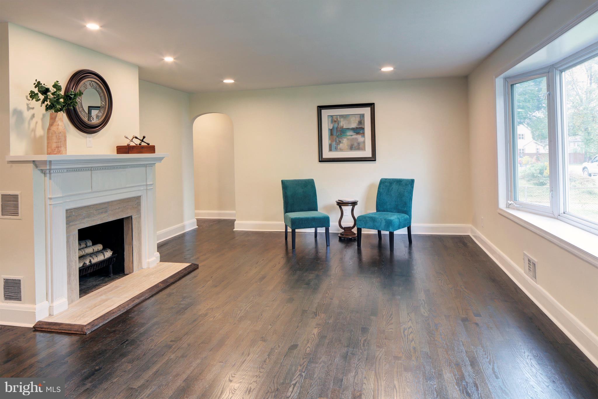 238 Dale Road Pasadena, MD 21122 - Photo 3 of 27 Beautiful detailed wood burning fireplace