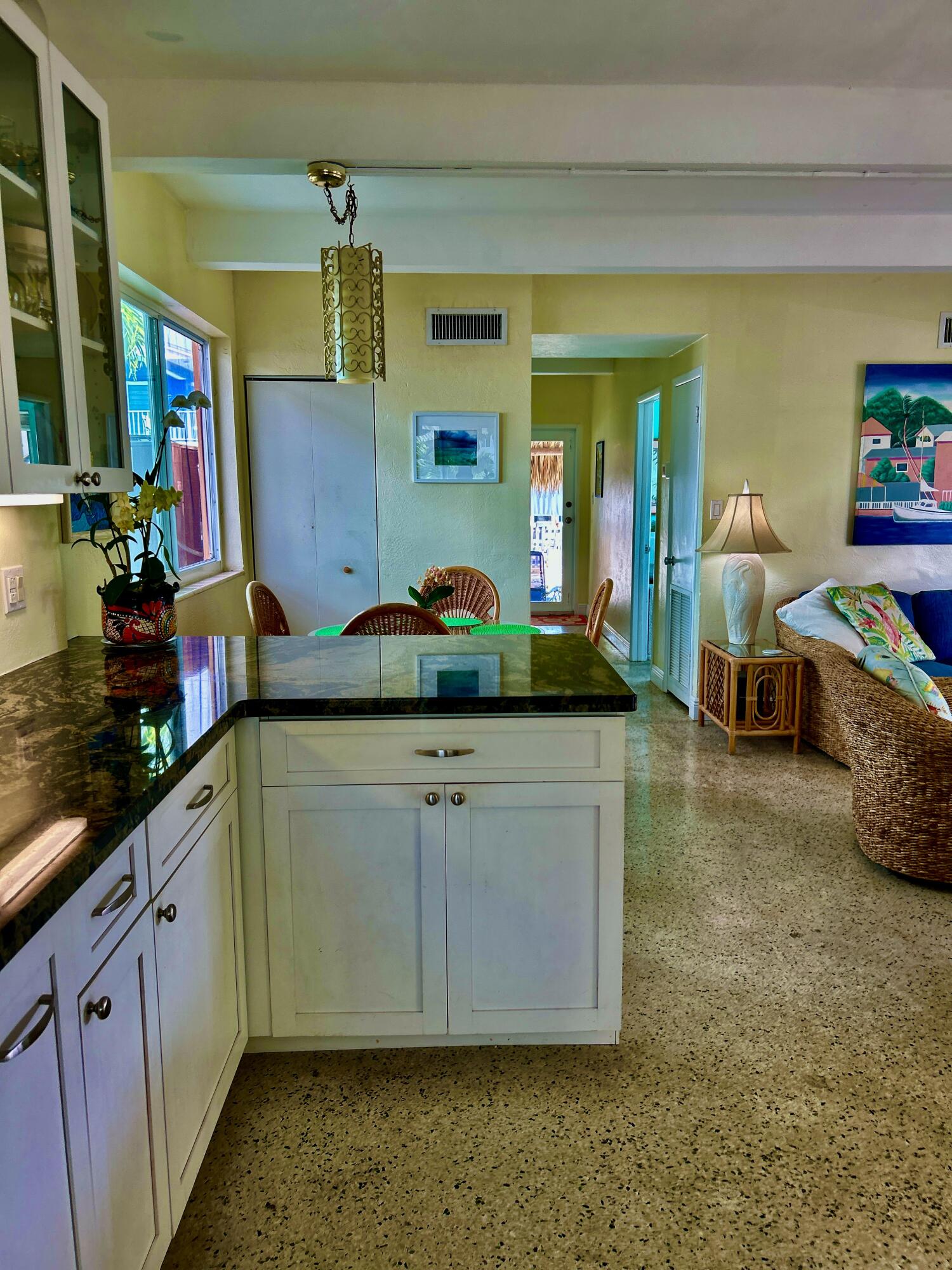 64 Seagate Boulevard Key Largo, FL 33037 - Photo 9 of 44 IMG_9457