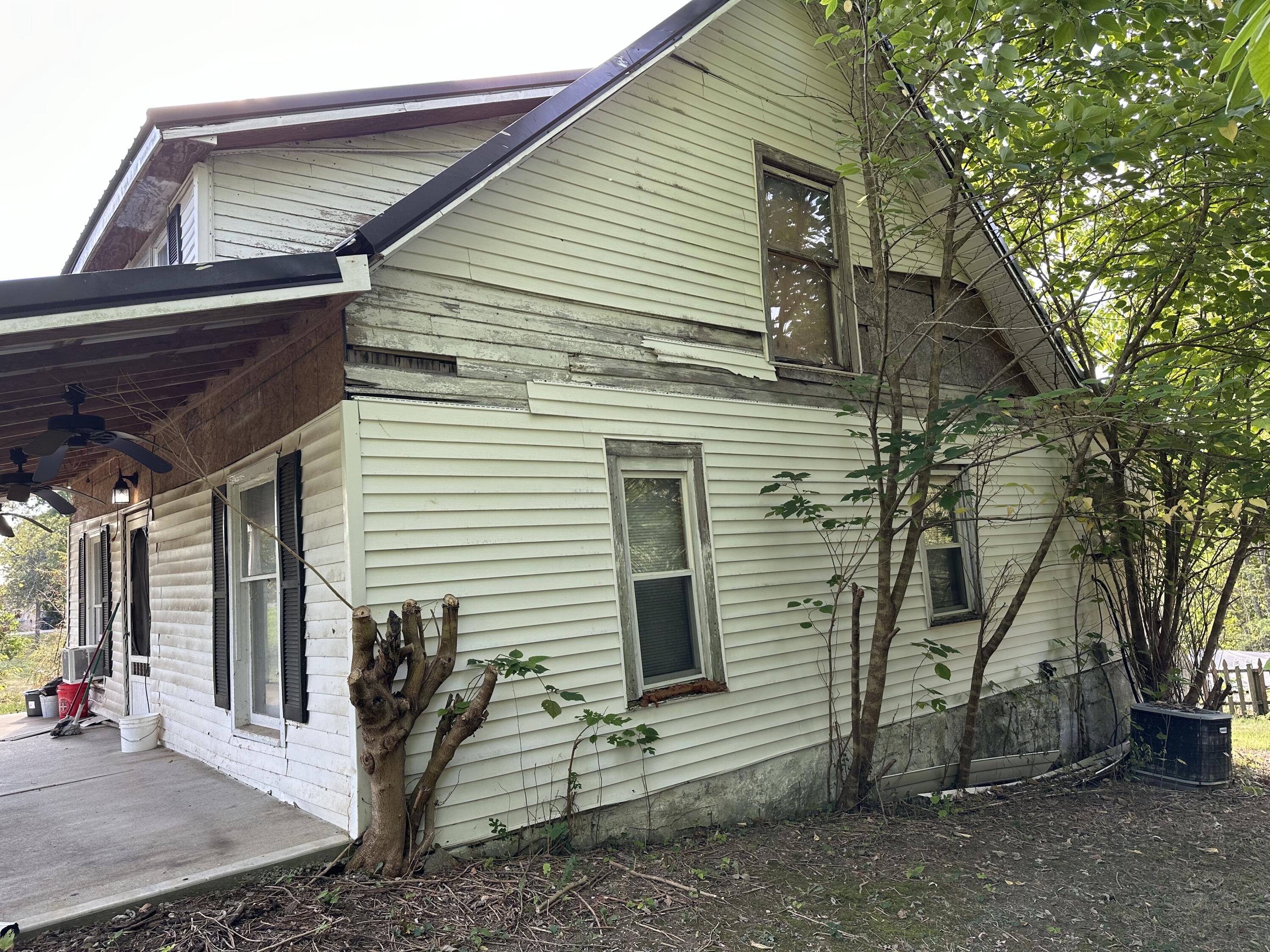 1112 North Dividing Ridge Road Sadieville, KY 40370 - Photo 6 of 15 IMG_2881
