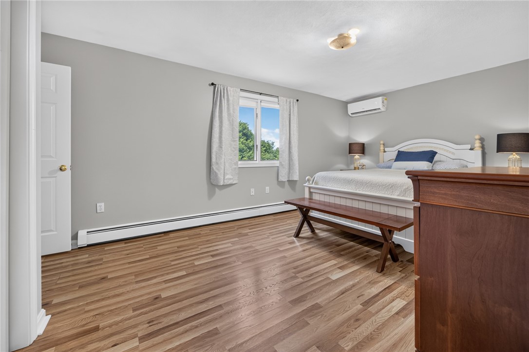 8 SW Road Narragansett, RI 02882 - Photo 13 of 42