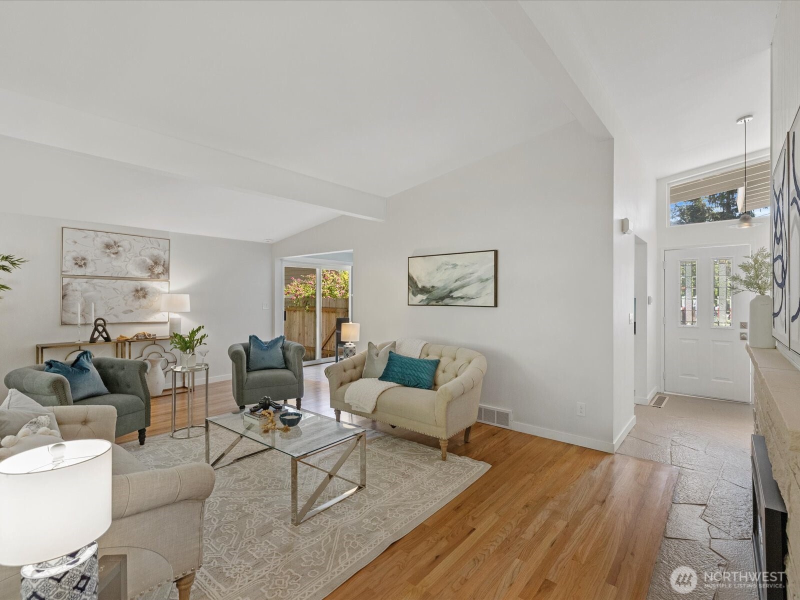 17829 Northeast 93rd Place Bothell, WA 98011 - Photo 16 of 38 Gallery Image 16
