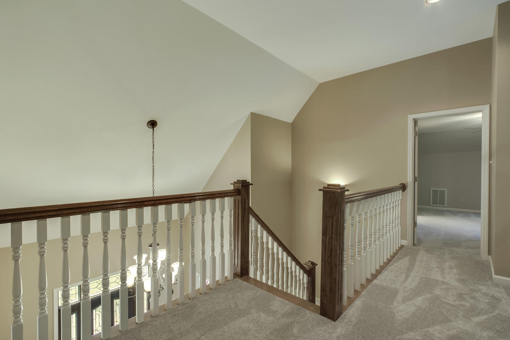 141 Baypath Drive Oak Ridge, TN 37830 - Photo 25 of 40 25_BaypathDrive_141_Landing01