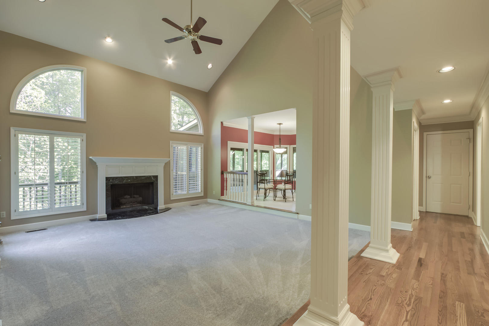 141 Baypath Drive Oak Ridge, TN 37830 - Photo 4 of 40 04_BaypathDrive_141_Living01