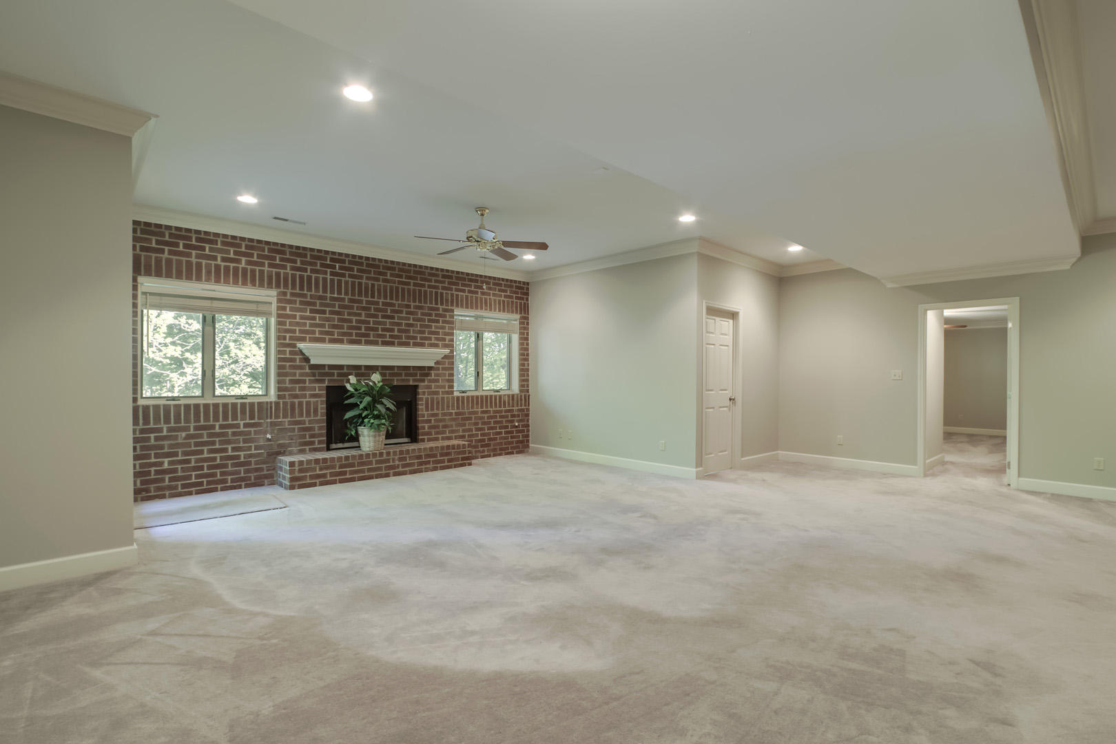 141 Baypath Drive Oak Ridge, TN 37830 - Photo 34 of 40 34_BaypathDrive_141_Family03