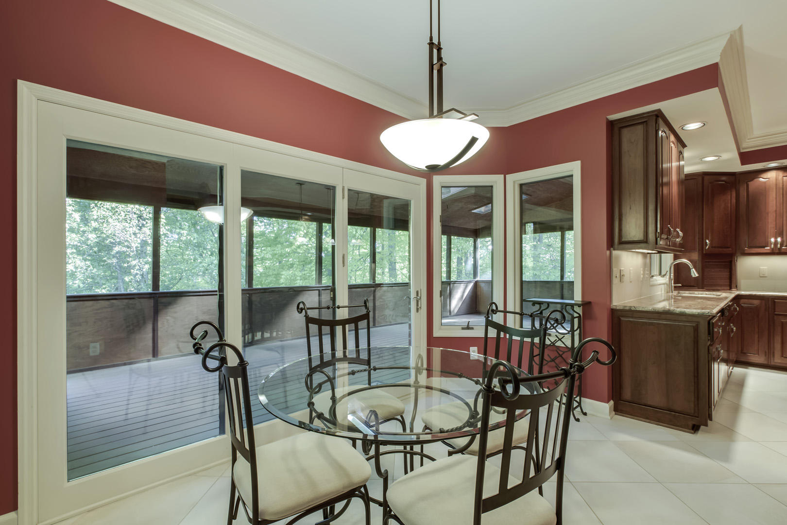 141 Baypath Drive Oak Ridge, TN 37830 - Photo 8 of 40 08_BaypathDrive_141_Breakfast01