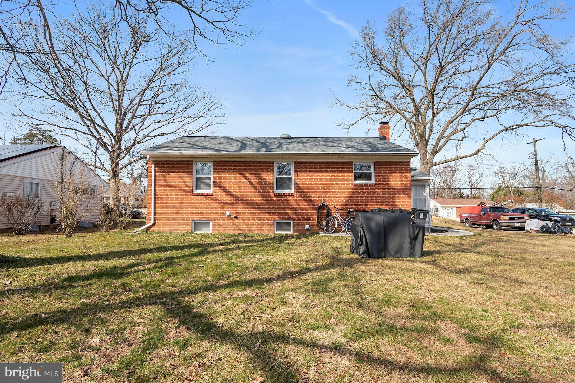 9407 Tuckerman Street Lanham, MD 20706 - Photo 27 of 29 Gallery Image 27