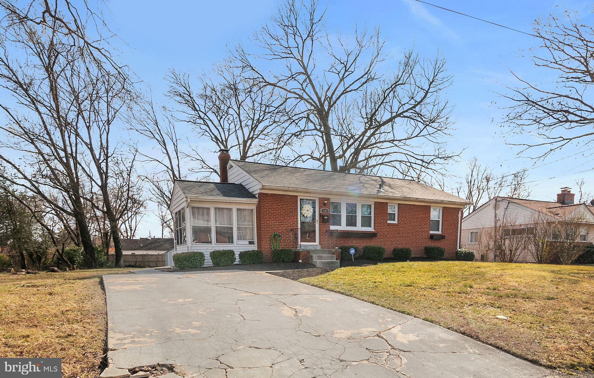 9407 Tuckerman Street Lanham, MD 20706 - Photo 28 of 29 Gallery Image 28
