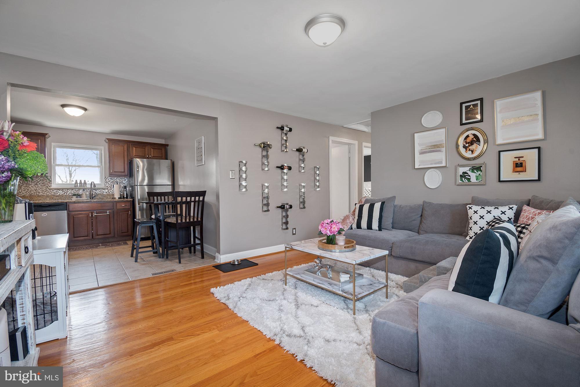 9407 Tuckerman Street Lanham, MD 20706 - Photo 4 of 29 Gallery Image 4